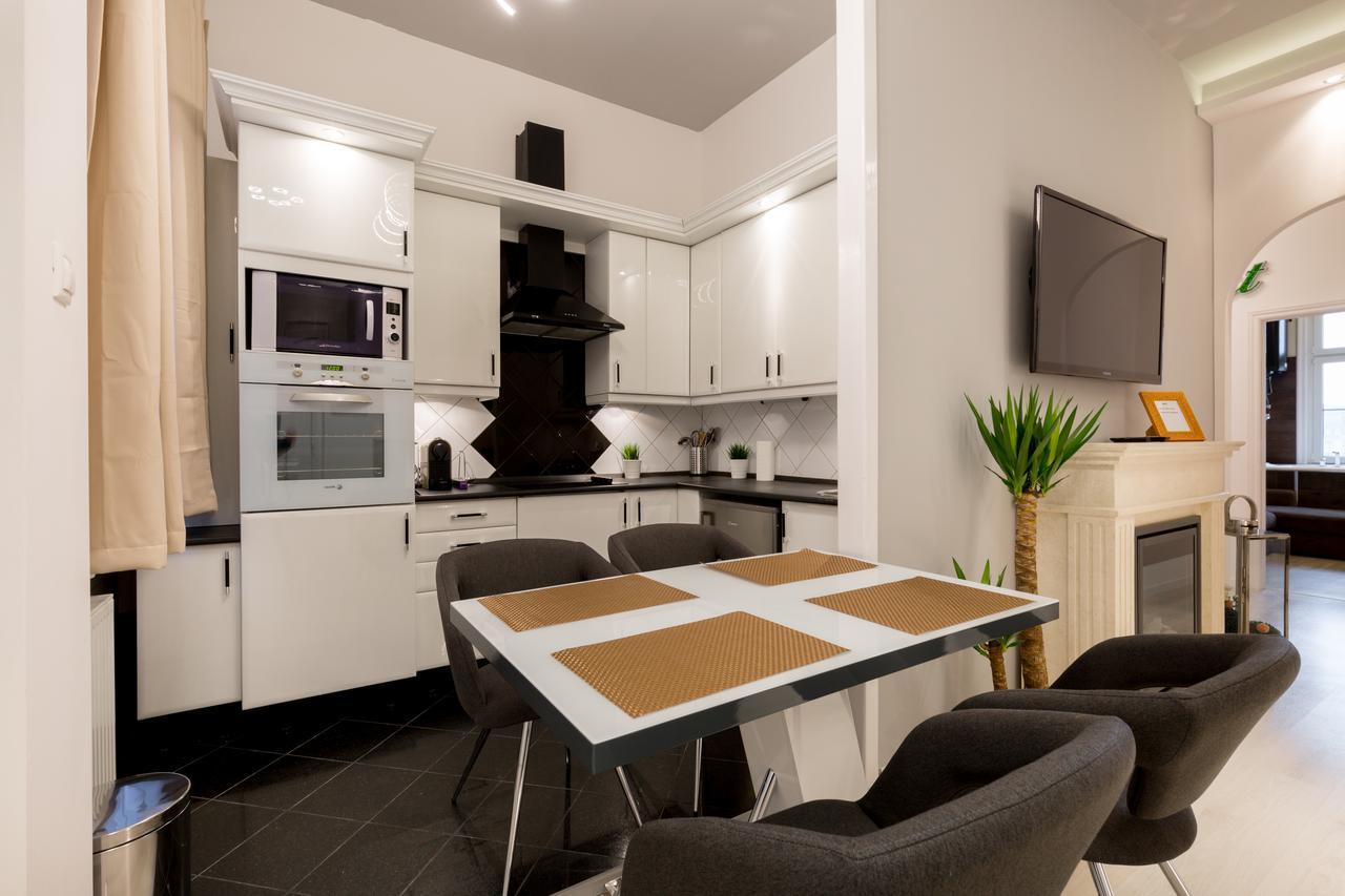 Luxury Dream Home In The Absolute Center Budapest Luaran gambar