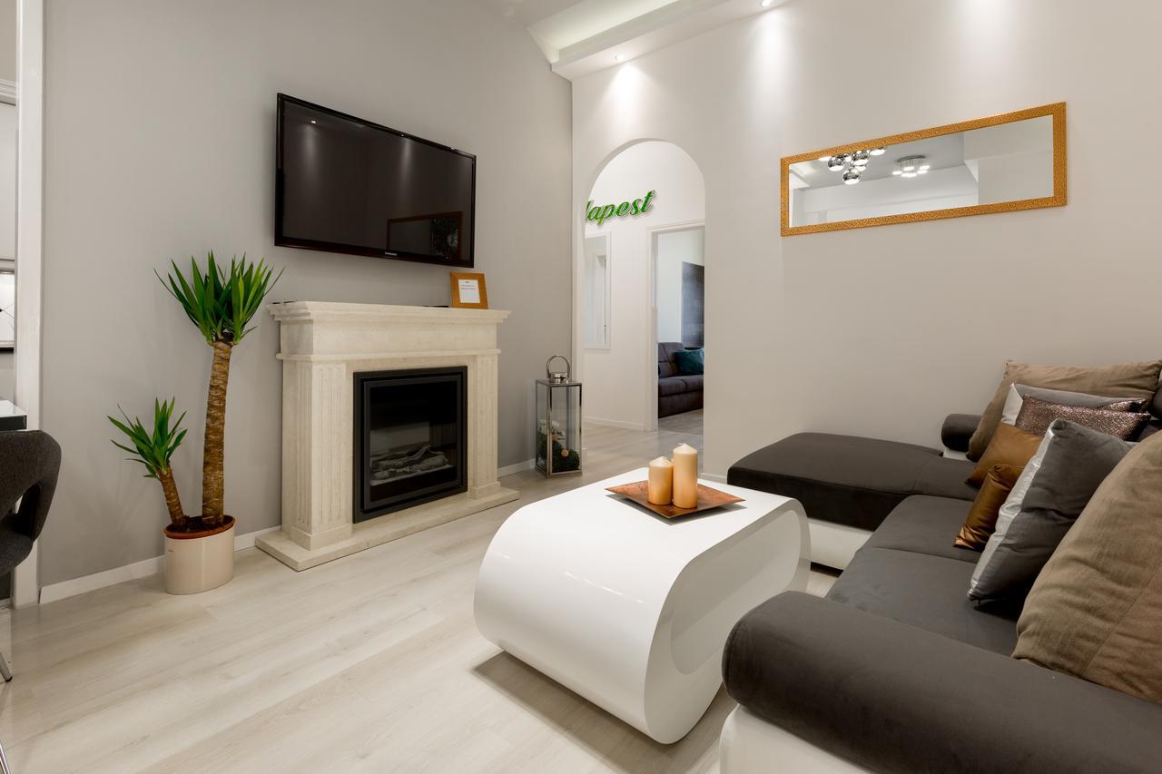 Luxury Dream Home In The Absolute Center Budapest Luaran gambar